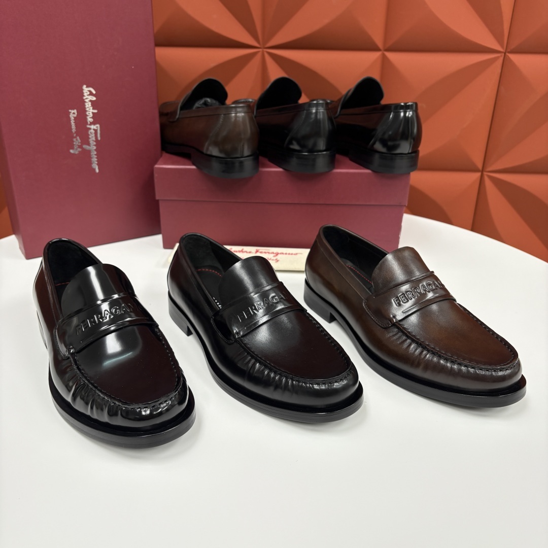 💋💍SF家新品 Ferraga* 菲拉-格慕 Tramezza 男士乐福鞋皮鞋! 一脚蹬便鞋。这款