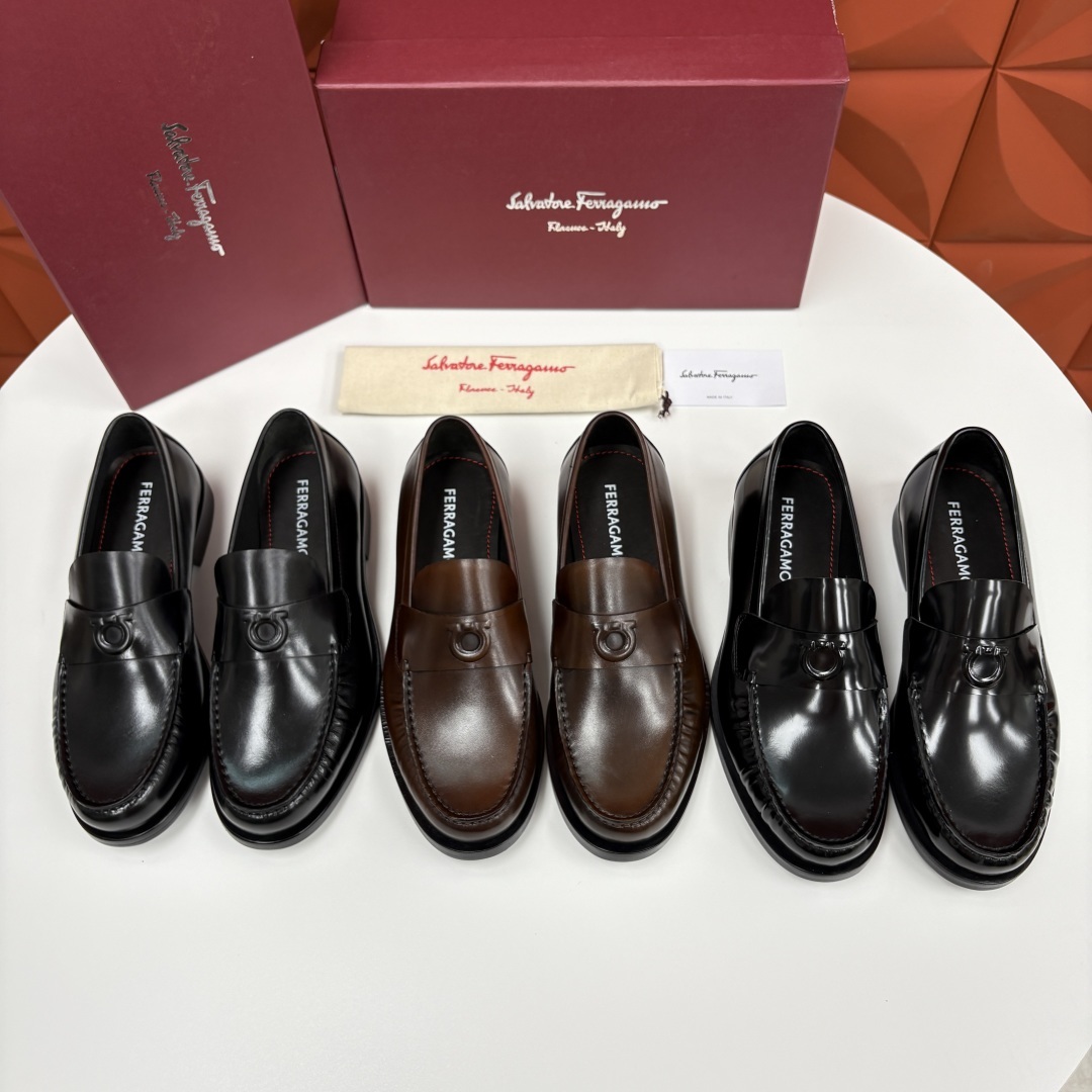 💋💍SF家新品 Ferraga* 菲拉-格慕 Tramezza 男士乐福鞋皮鞋! 一脚蹬便鞋。这款