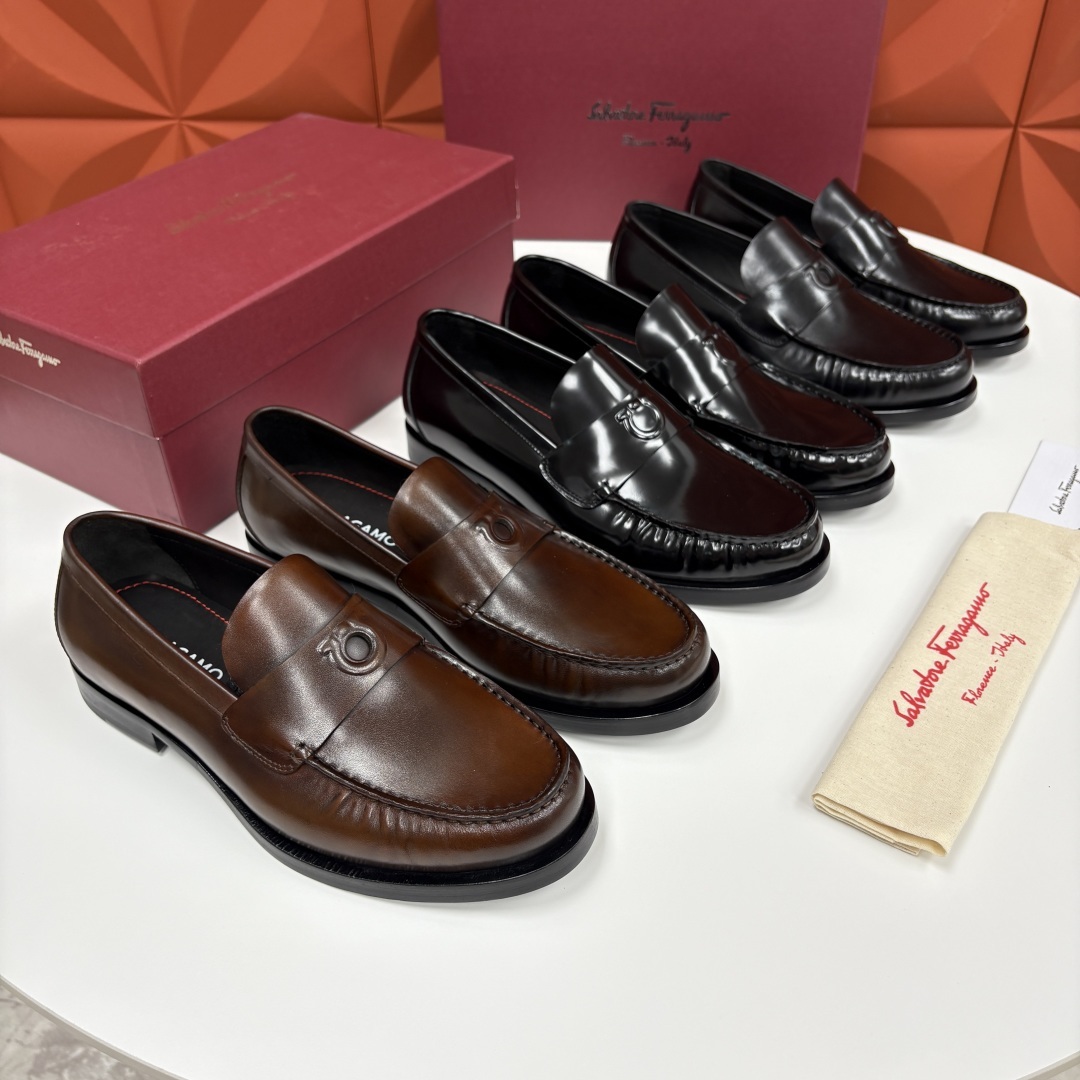💋💍SF家新品 Ferraga* 菲拉-格慕 Tramezza 男士乐福鞋皮鞋! 一脚蹬便鞋。这款