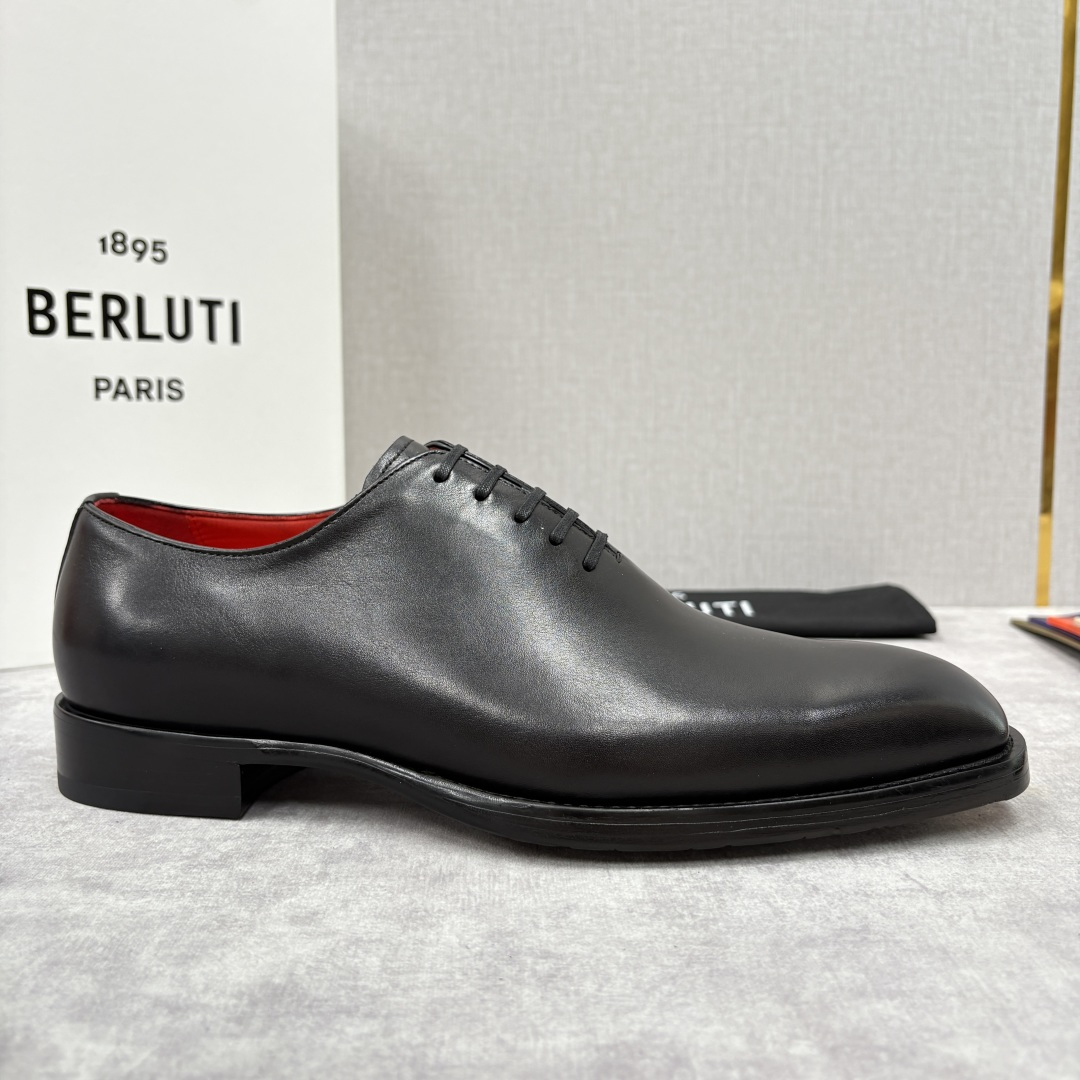 Berluti Handmade Leather Dress Shoes - Luxury & Refinement for Men