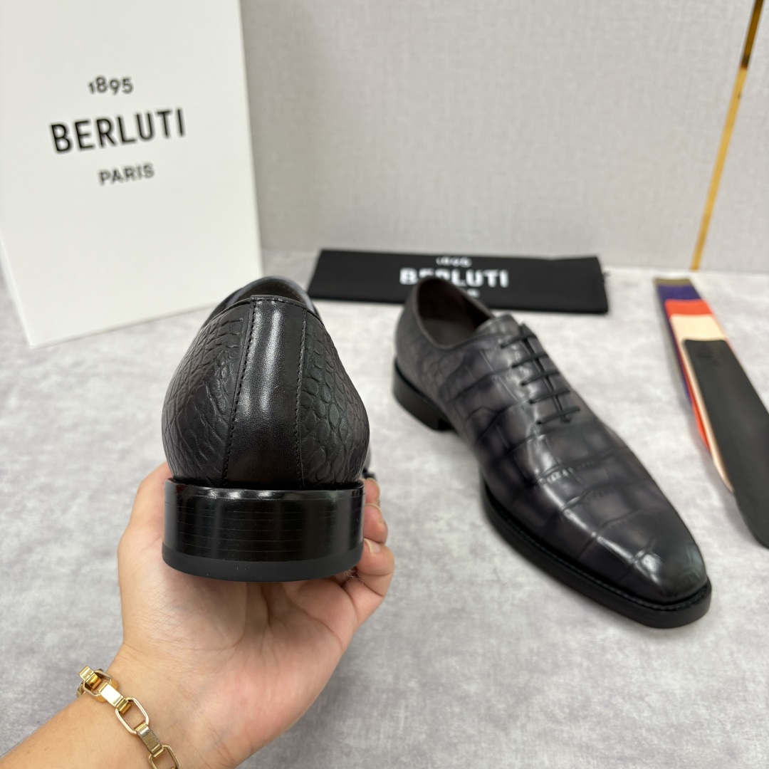 Berluti Men's Alligator Embossed Leather Dress Shoes - Hand-Dyed Italian Craftsmanship 9 cmp i1755596728476 6104 0 8