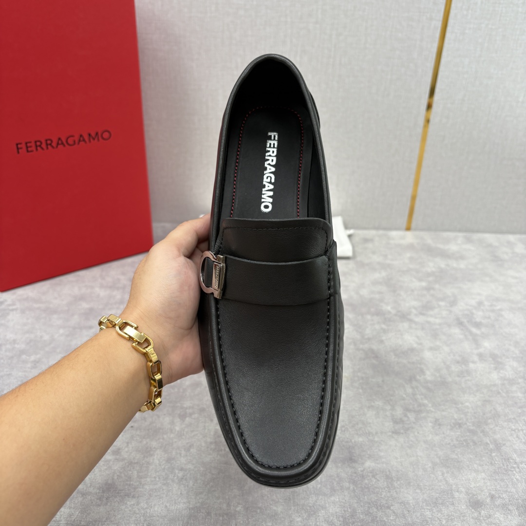 Ferragamo Men's Gancini Buckle Leather Loafers - Slip-On Style, Black 6 cmp i1755624336345 7009 0 4