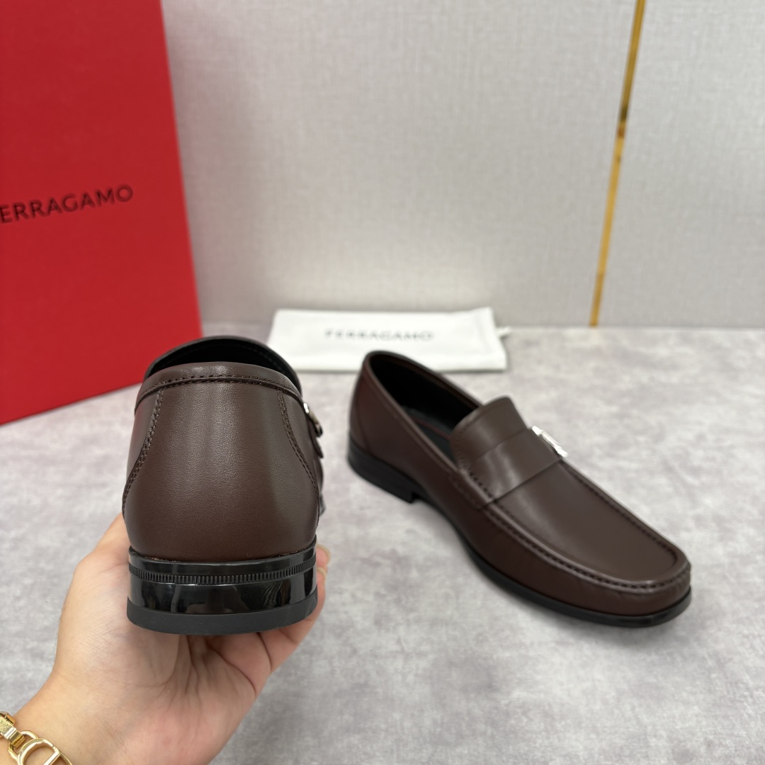 Ferragamo Men's Gancini Leather Loafers Slip-Ons Dress Shoes, Brown 8 cmp i1755624374231 2417 0 7