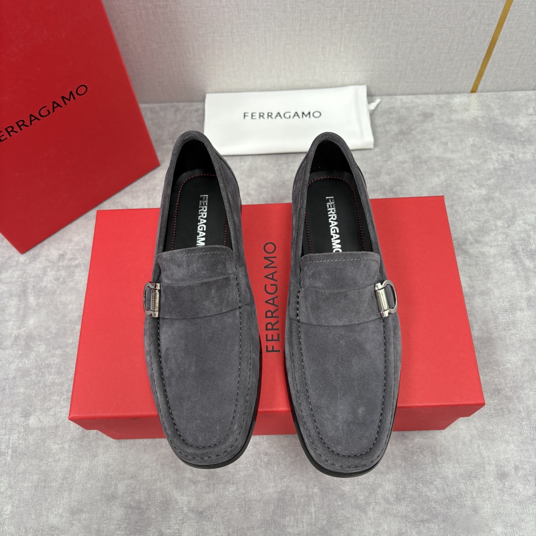 Ferragamo Gancini Buckle Suede Loafers Slip-Ons 2 cmp i1755624420121 5638 0 0