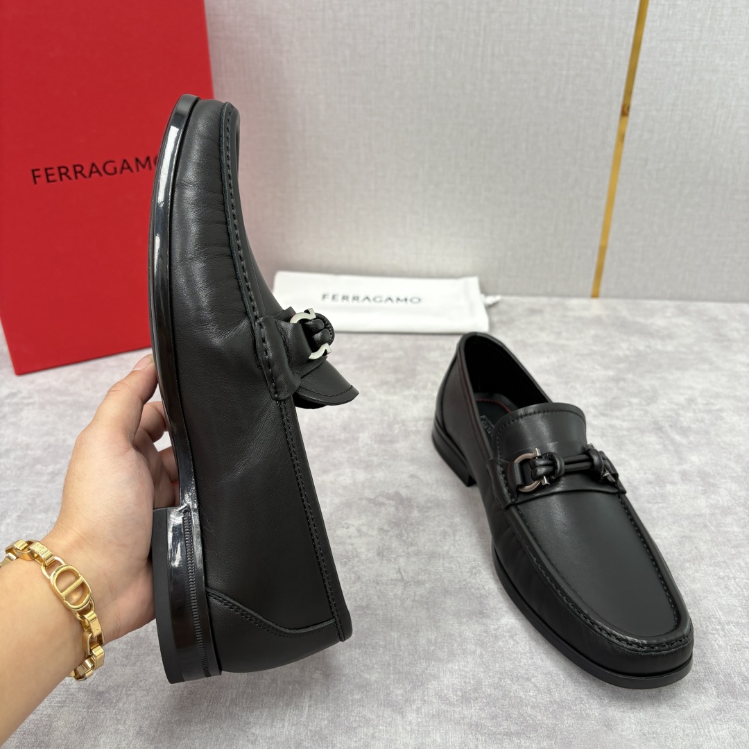 Salvatore Ferragamo Men's Gancini Leather Loafers - Black 7 cmp i1755624564632 3408 0 5