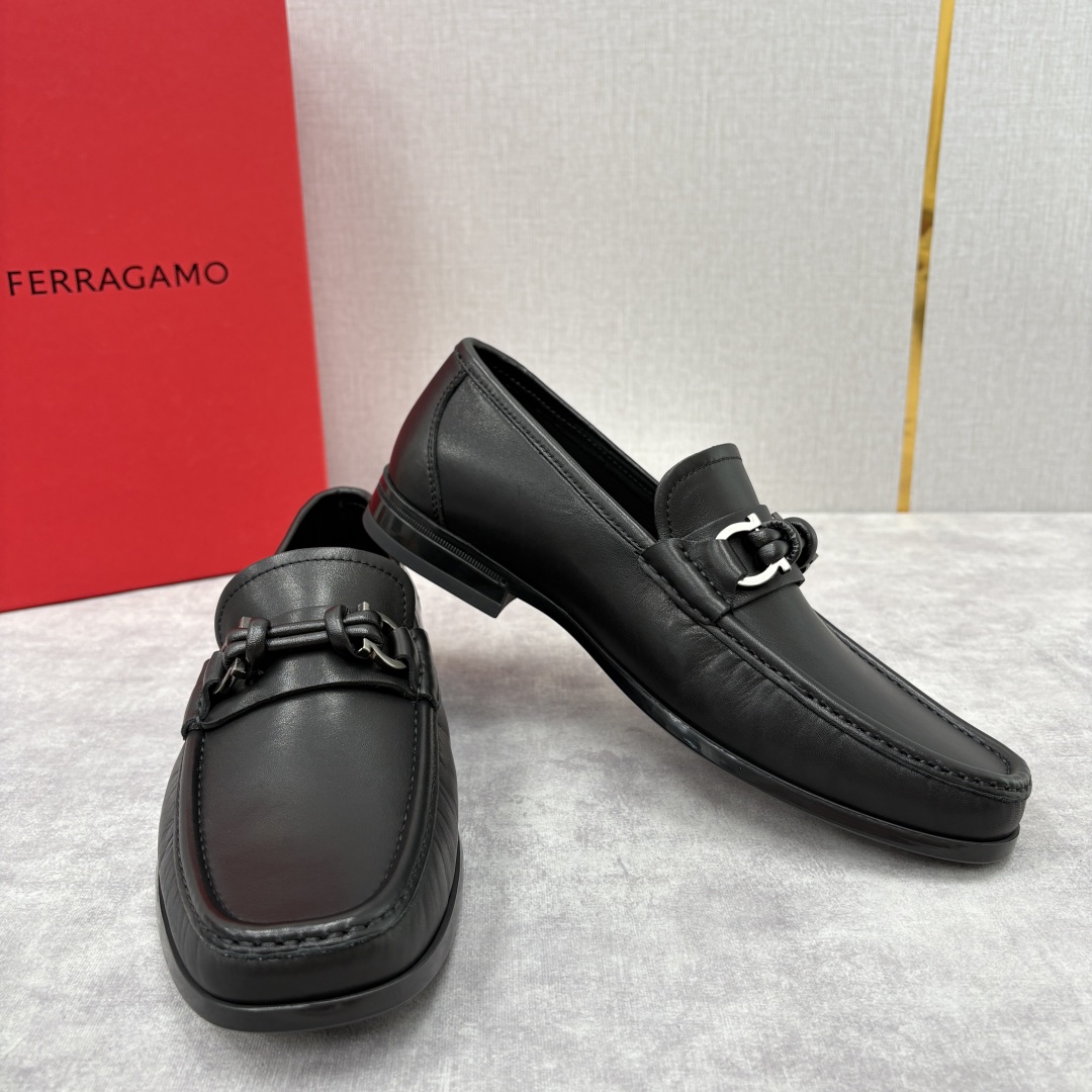 Salvatore Ferragamo Men's Gancini Leather Loafers - Black 8 cmp i1755624567634 9155 0 6