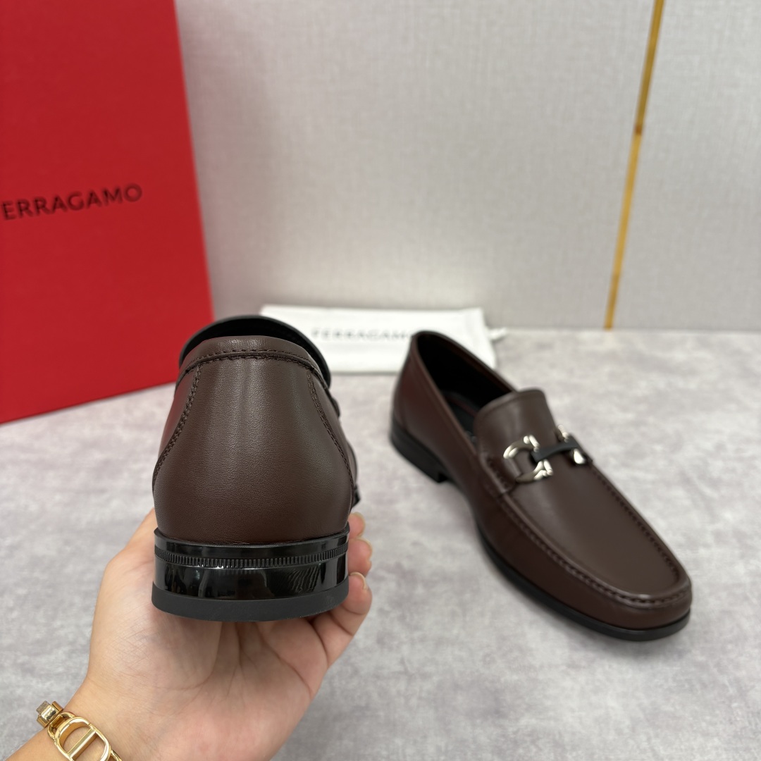 Salvatore Ferragamo Men's Gancini Buckle Leather Loafers - Brown 9 cmp i1755624691851 9237 0 7