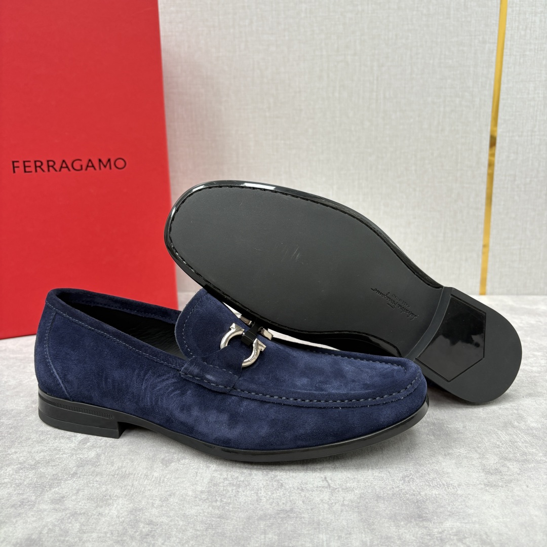 Salvatore Ferragamo Gancini Buckle Suede Loafers - Classic Style & Comfort 9 cmp i1755624717151 1962 0 8