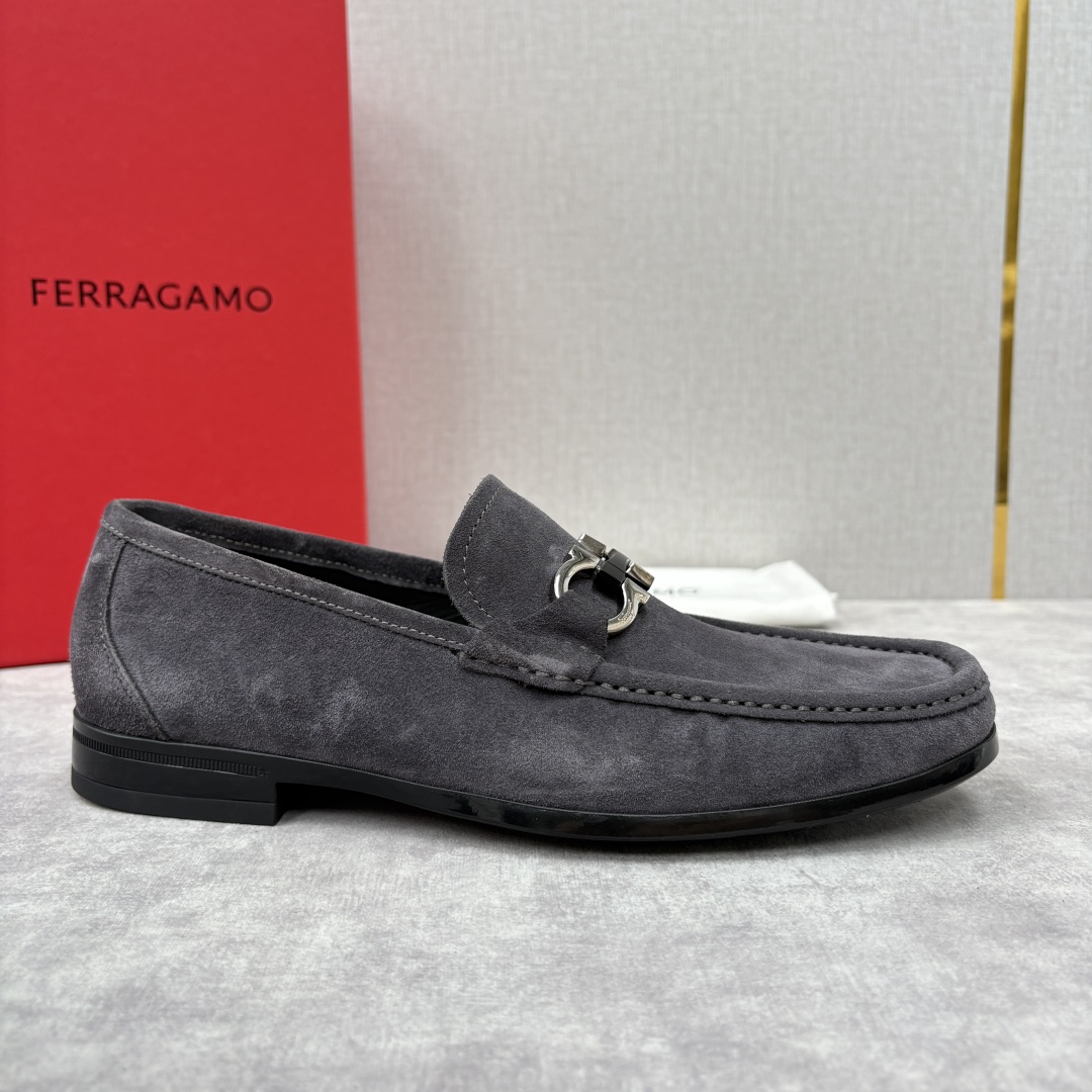 Salvatore Ferragamo Men's Gancini Suede Loafers - Stylish Comfort