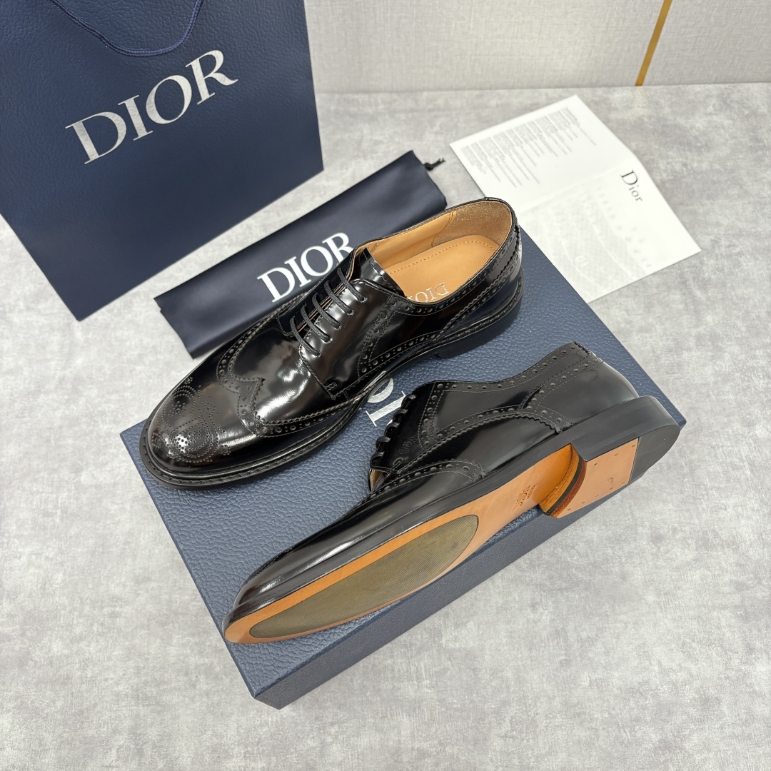 💋💍CD家新品 Dio* 迪-奥 新款男士正装鞋皮鞋, Embassy 布洛克德比鞋。黑色亮面牛皮革 官