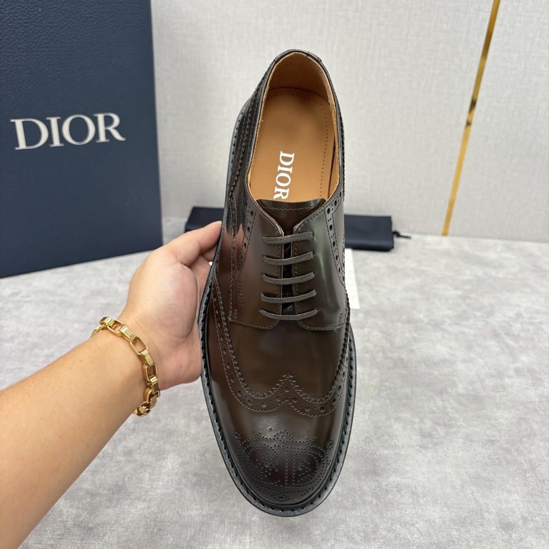 💋💍CD家新品 Dio* 迪-奥 新款男士正装鞋皮鞋, Embassy 布洛克德比鞋。黑色亮面牛皮革 官
