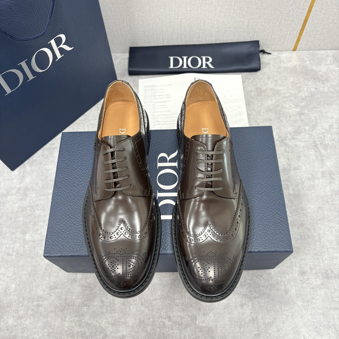 💋💍CD家新品 Dio* 迪-奥 新款男士正装鞋皮鞋, Embassy 布洛克德比鞋。黑色亮面牛皮革 官