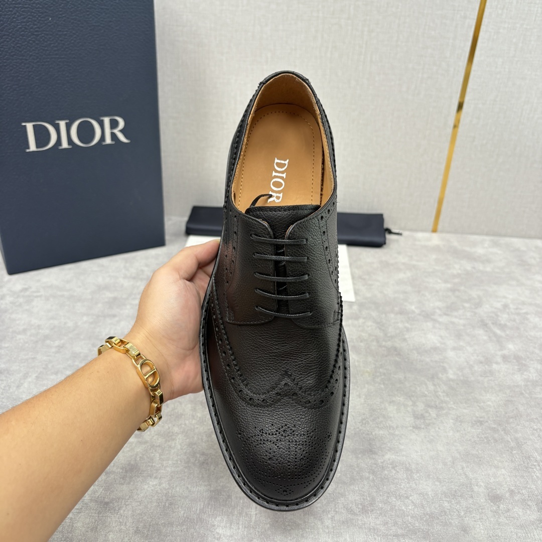 💋💍CD家新品 Dio* 迪-奥 新款男士正装鞋皮鞋, Embassy 布洛克德比鞋。官方9,400。这