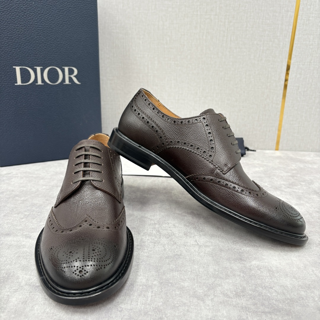 💋💍CD家新品 Dio* 迪-奥 新款男士正装鞋皮鞋, Embassy 布洛克德比鞋。黑色亮面牛皮革 官