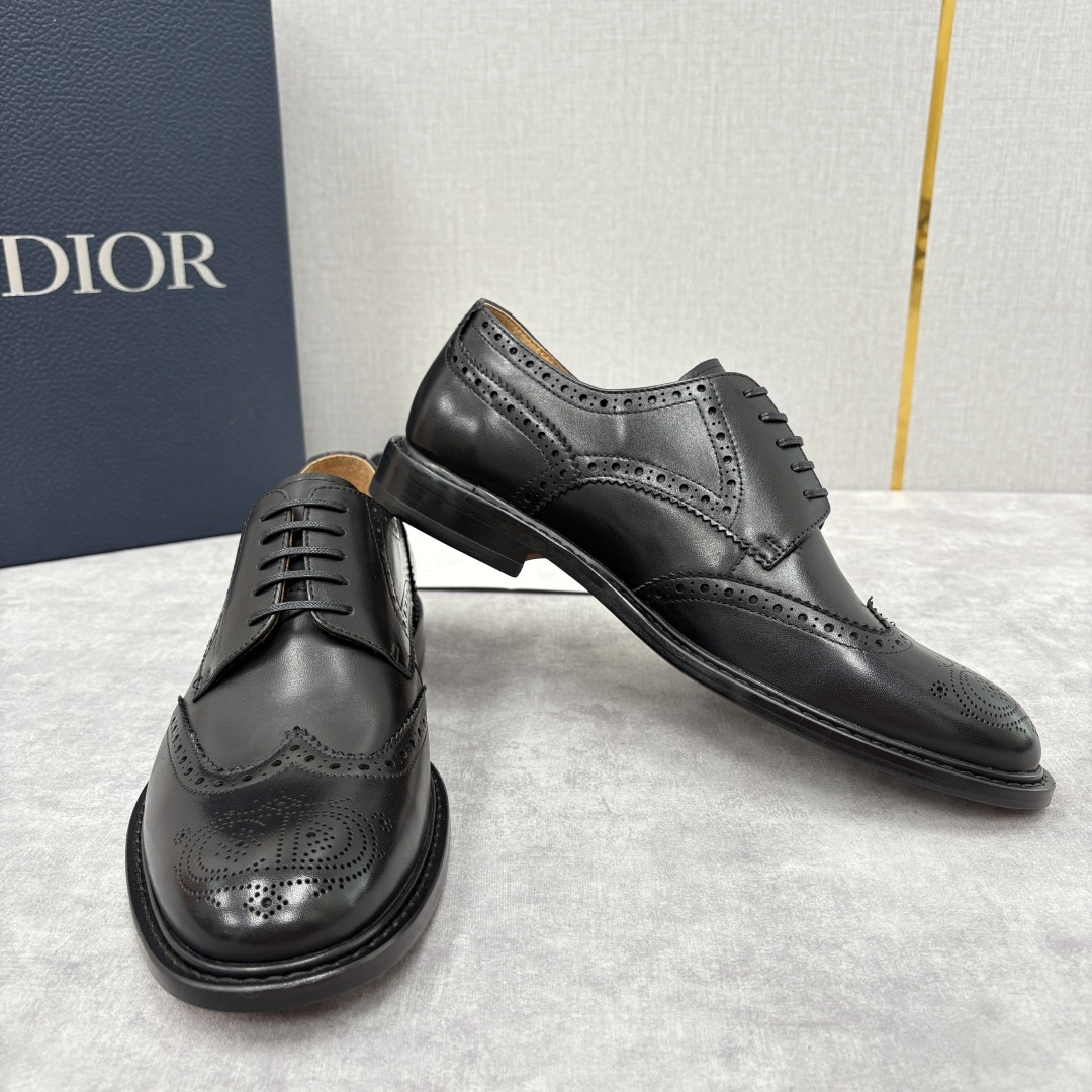 💋💍CD家新品 Dio* 迪-奥 新款男士正装鞋皮鞋, Embassy 布洛克德比鞋。 官方9,400。