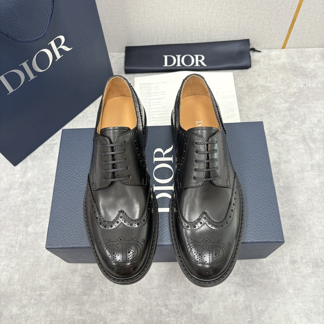 💋💍CD家新品 Dio* 迪-奥 新款男士正装鞋皮鞋, Embassy 布洛克德比鞋。 官方9,400。