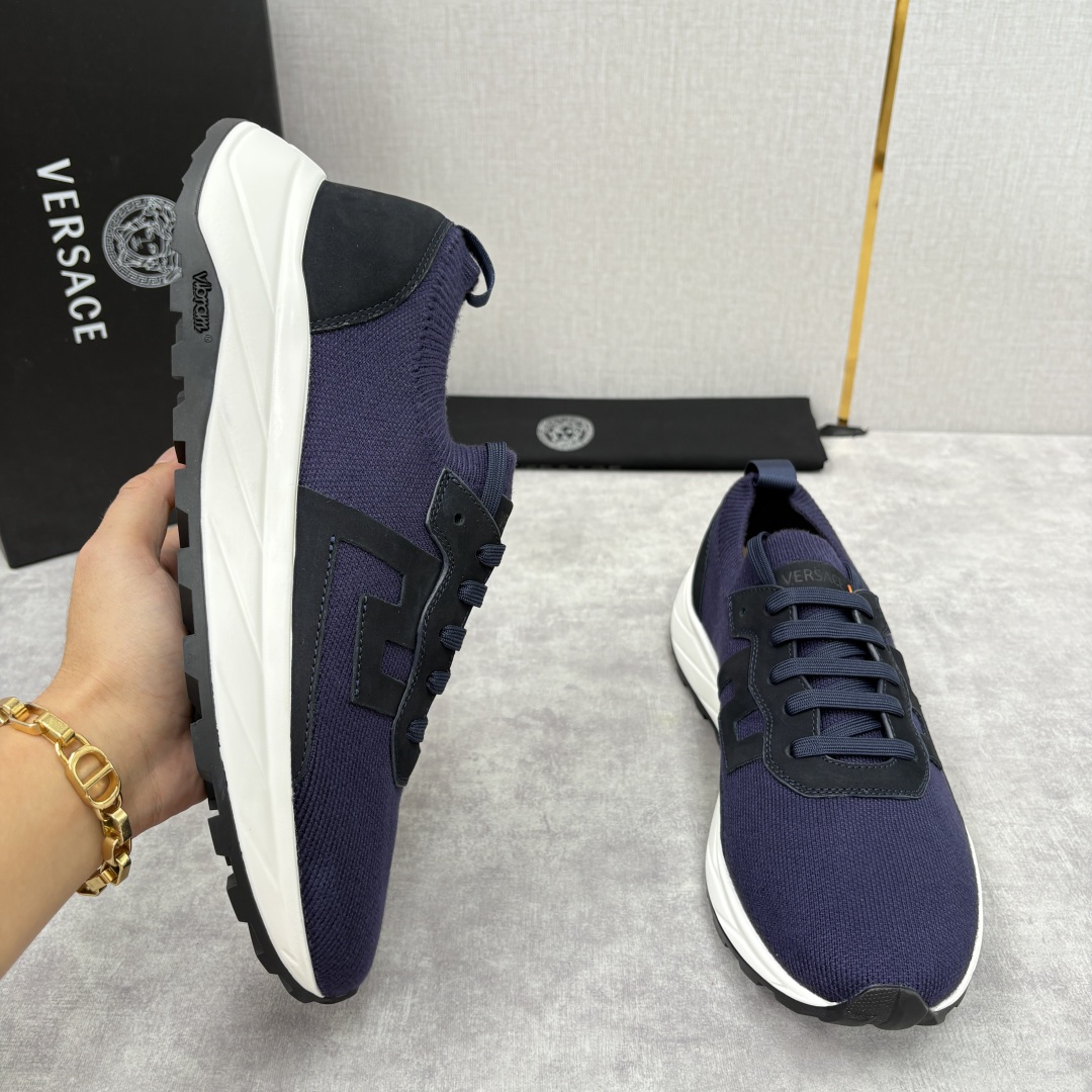 💋💍VS 家新品 Versac* 范思-哲 新款男士飞织休闲鞋，侧面饰以品牌标志性的设计语言，诠释时尚与
