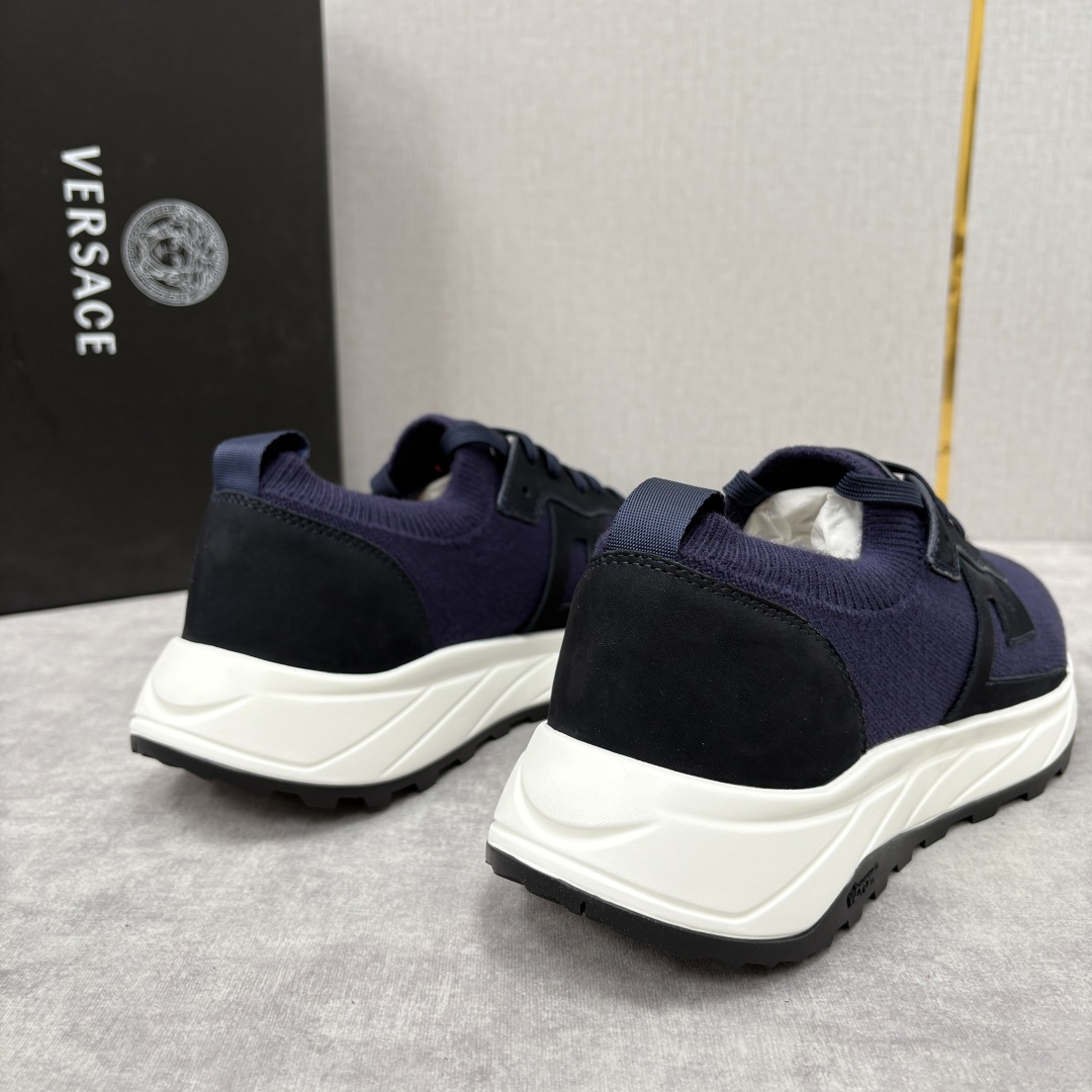 💋💍VS 家新品 Versac* 范思-哲 新款男士飞织休闲鞋，侧面饰以品牌标志性的设计语言，诠释时尚与