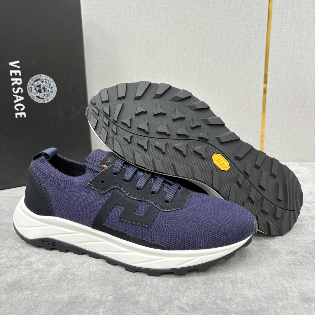 💋💍VS 家新品 Versac* 范思-哲 新款男士飞织休闲鞋，侧面饰以品牌标志性的设计语言，诠释时尚与