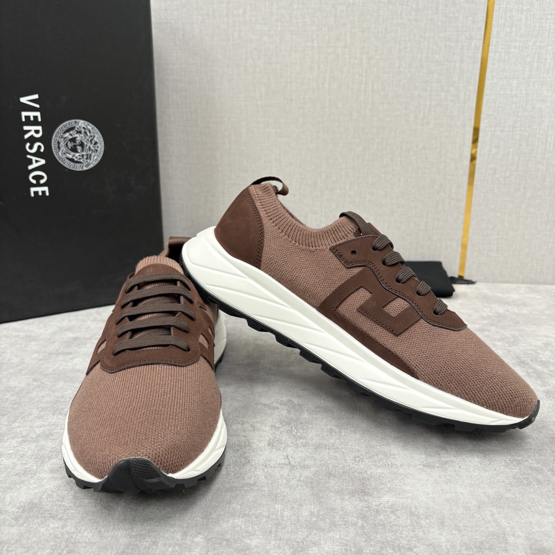 💋💍VS 家新品 Versac* 范思-哲 新款男士飞织休闲鞋，侧面饰以品牌标志性的设计语言，诠释时尚与