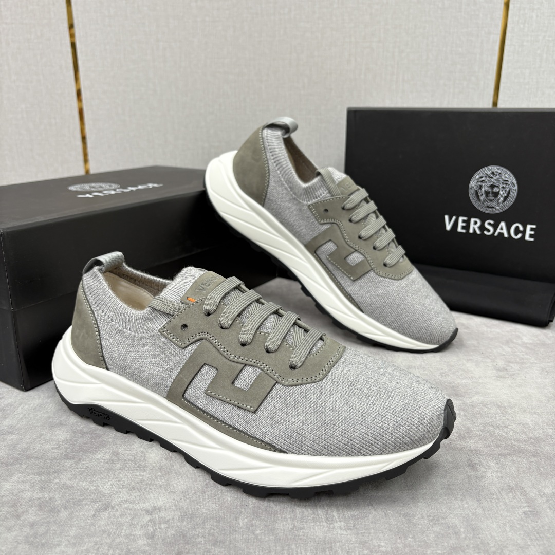 💋💍VS 家新品 Versac* 范思-哲 新款男士飞织休闲鞋，侧面饰以品牌标志性的设计语言，诠释时尚与