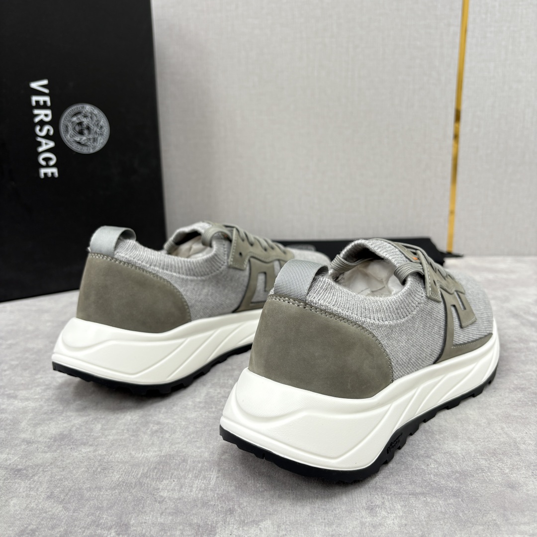 💋💍VS 家新品 Versac* 范思-哲 新款男士飞织休闲鞋，侧面饰以品牌标志性的设计语言，诠释时尚与