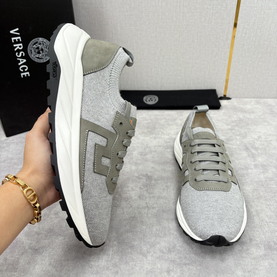 💋💍VS 家新品 Versac* 范思-哲 新款男士飞织休闲鞋，侧面饰以品牌标志性的设计语言，诠释时尚与