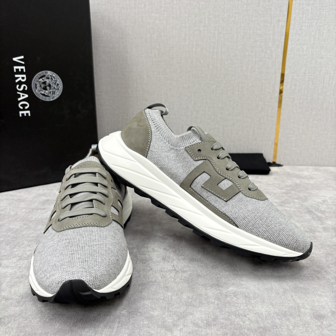 💋💍VS 家新品 Versac* 范思-哲 新款男士飞织休闲鞋，侧面饰以品牌标志性的设计语言，诠释时尚与