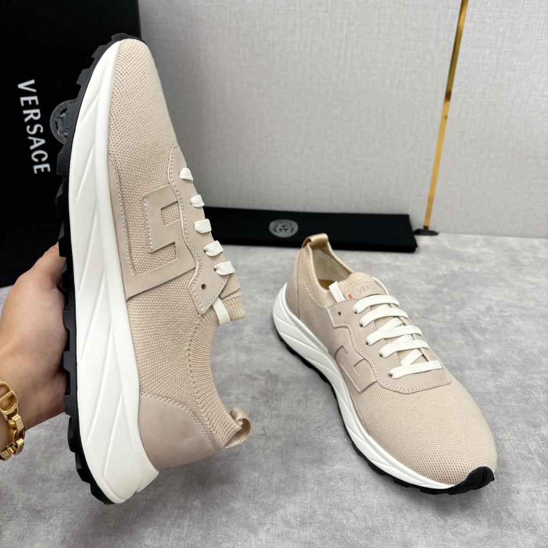 💋💍VS 家新品 Versac* 范思-哲 新款男士飞织休闲鞋，侧面饰以品牌标志性的设计语言，诠释时尚与