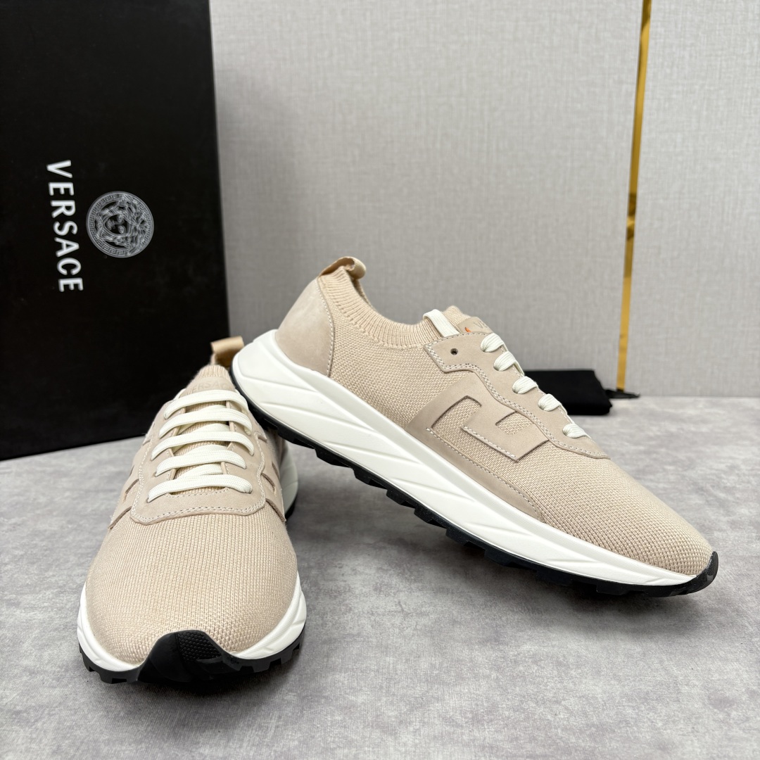 💋💍VS 家新品 Versac* 范思-哲 新款男士飞织休闲鞋，侧面饰以品牌标志性的设计语言，诠释时尚与