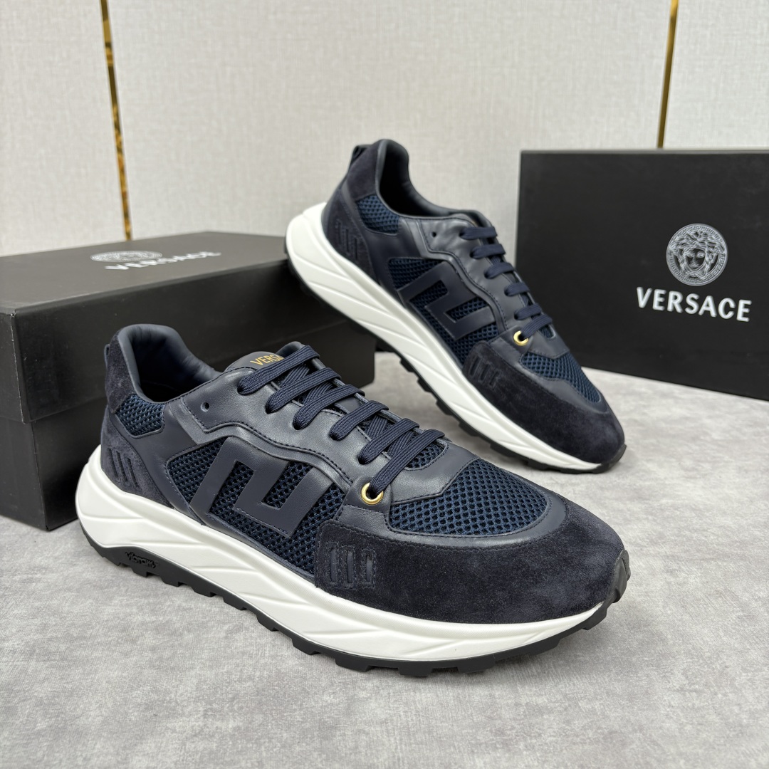 💋💍VS 家新品 Versac* 范思-哲 新款男士休闲鞋，当时尚与舒适邂逅，这款运动鞋应运而生，每一处