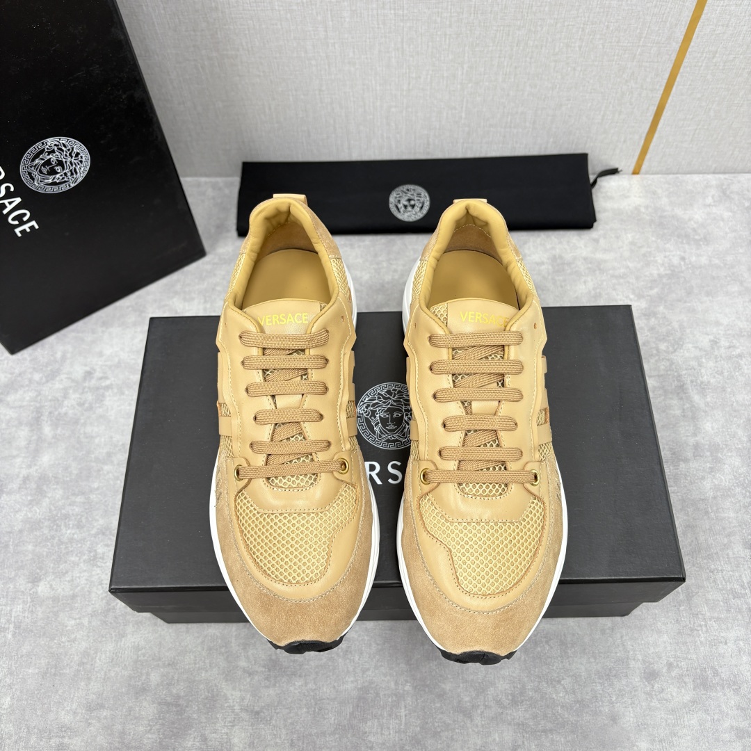💋💍VS 家新品 Versac* 范思-哲 新款男士休闲鞋，当时尚与舒适邂逅，这款运动鞋应运而生，每一处