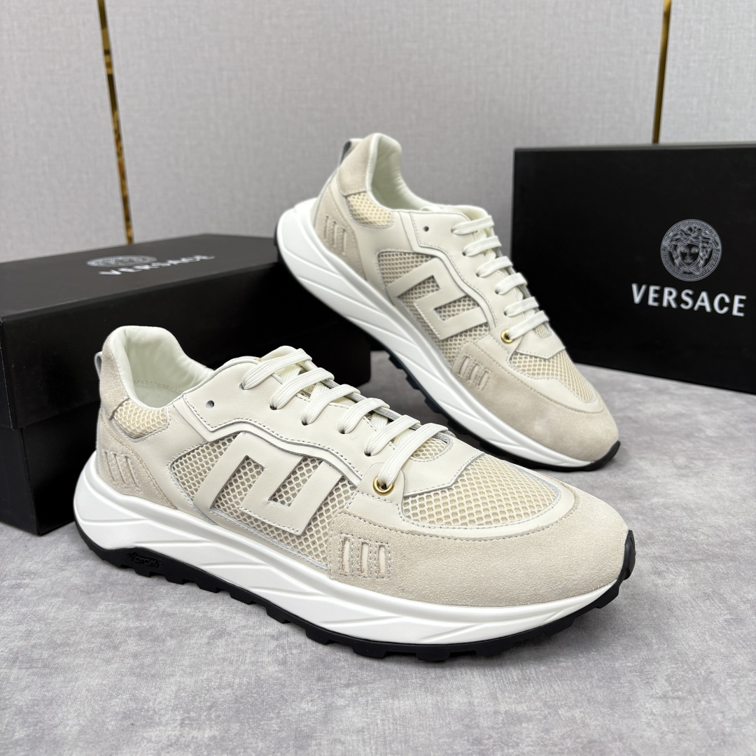 💋💍VS 家新品 Versac* 范思-哲 新款男士休闲鞋，当时尚与舒适邂逅，这款运动鞋应运而生，每一处