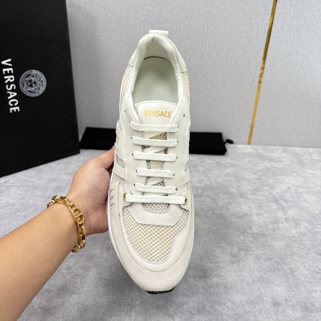 💋💍VS 家新品 Versac* 范思-哲 新款男士休闲鞋，当时尚与舒适邂逅，这款运动鞋应运而生，每一处