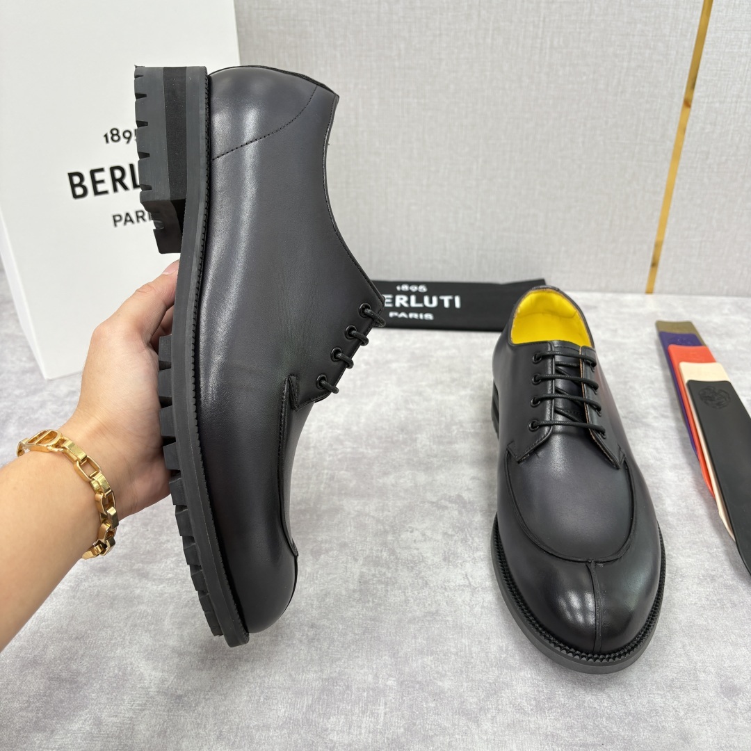 💋💍Berlut* 布鲁提 新品上架 New Oslo 皮革德比鞋官方 22,600 这款系带皮鞋选用优