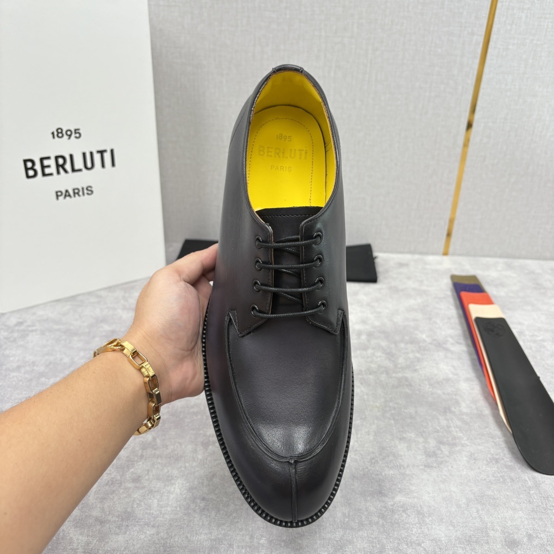 💋💍Berlut* 布鲁提 新品上架 New Oslo 皮革德比鞋官方 22,600 这款系带皮鞋选用优
