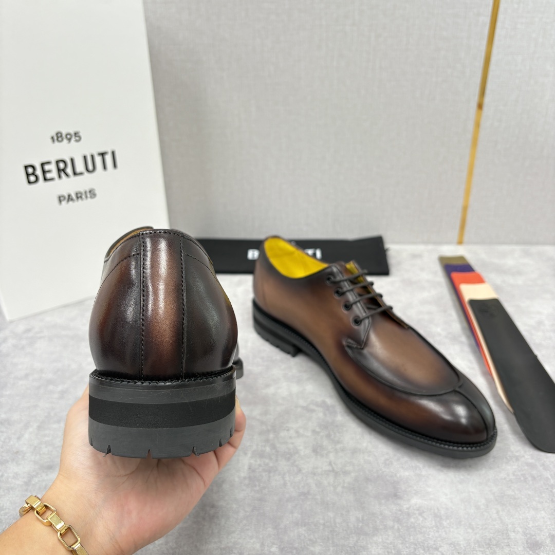 💋💍Berlut* 布鲁提 新品上架 New Oslo 皮革德比鞋官方 22,600 这款系带皮鞋选用优