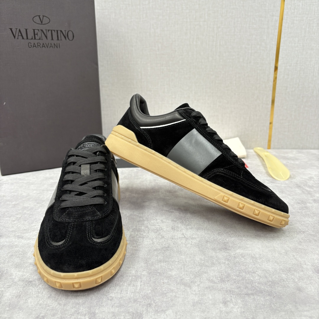 💋💍VT新品 VALENTIN* Garavan* 华伦～ 低帮运动鞋板鞋系列 鞋面采用高品质的绒面革和