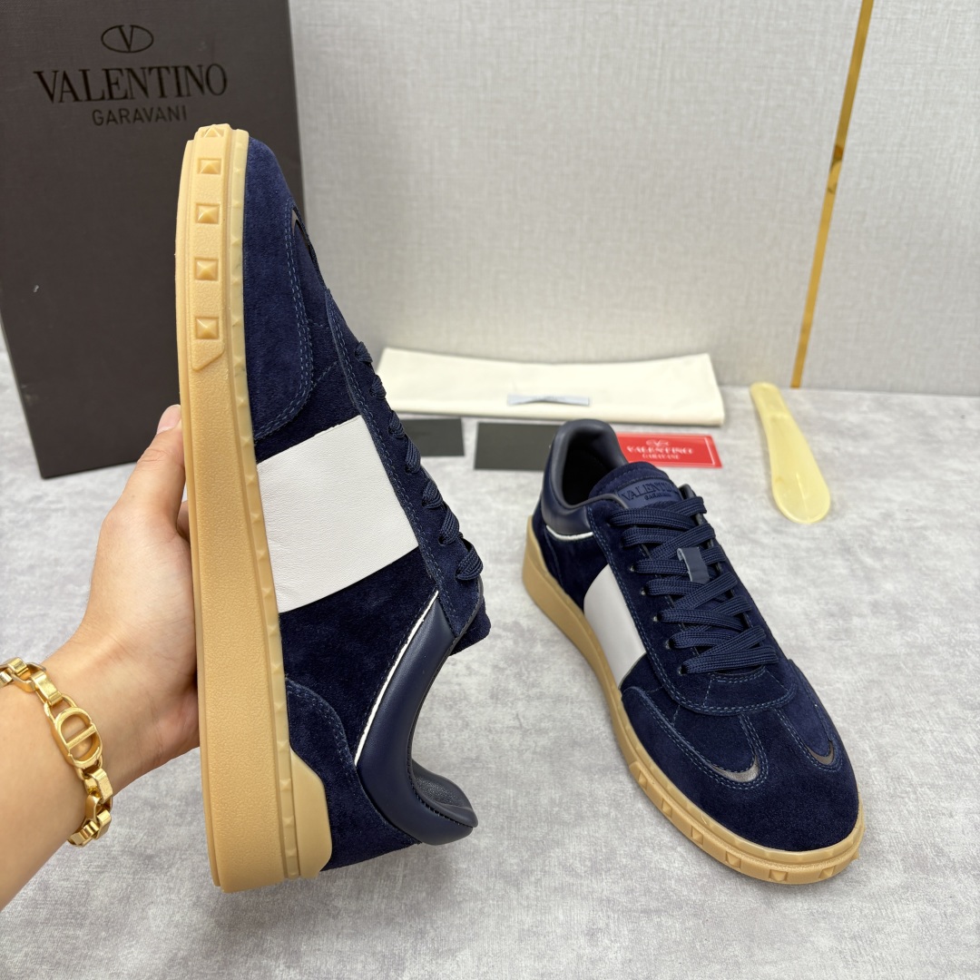 💋💍VT新品 VALENTIN* Garavan* 华伦～ 低帮运动鞋板鞋系列 鞋面采用高品质的绒面革和