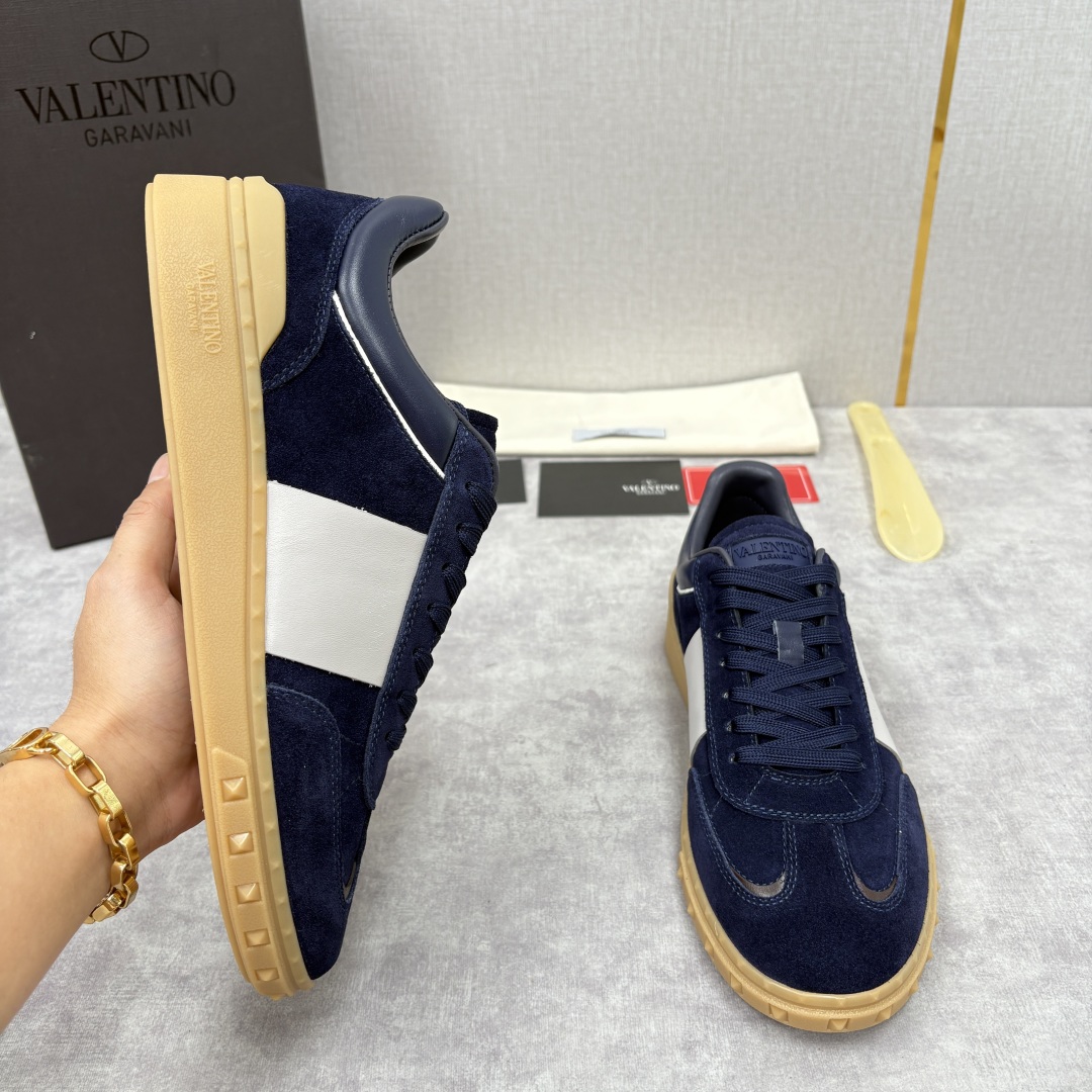 💋💍VT新品 VALENTIN* Garavan* 华伦～ 低帮运动鞋板鞋系列 鞋面采用高品质的绒面革和