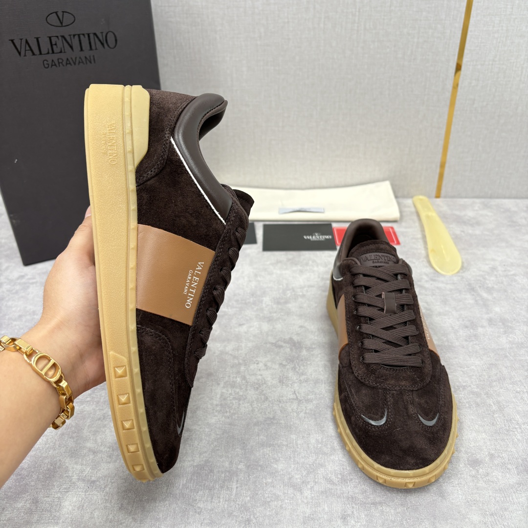 💋💍VT新品 VALENTIN* Garavan* 华伦～ 低帮运动鞋板鞋系列 鞋面采用高品质的绒面革和