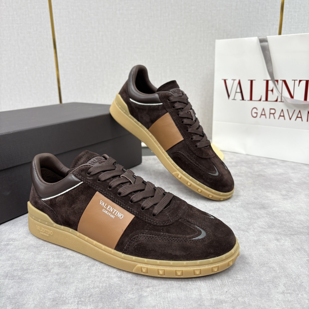 💋💍VT新品 VALENTIN* Garavan* 华伦～ 低帮运动鞋板鞋系列 鞋面采用高品质的绒面革和