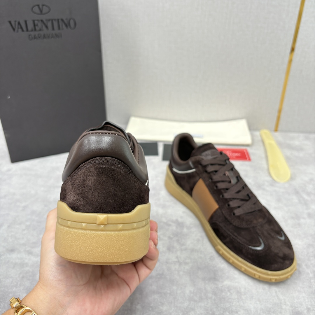 💋💍VT新品 VALENTIN* Garavan* 华伦～ 低帮运动鞋板鞋系列 鞋面采用高品质的绒面革和