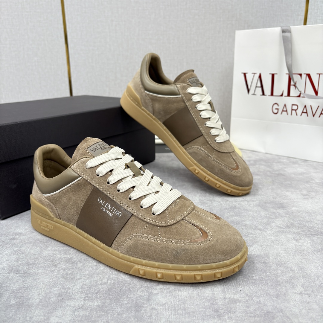 💋💍VT新品 VALENTIN* Garavan* 华伦～ 低帮运动鞋板鞋系列 鞋面采用高品质的绒面革和