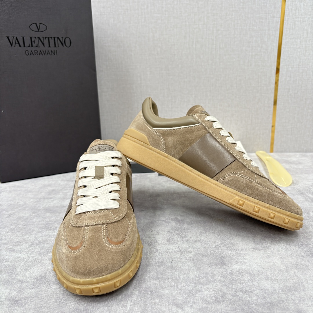 💋💍VT新品 VALENTIN* Garavan* 华伦～ 低帮运动鞋板鞋系列 鞋面采用高品质的绒面革和