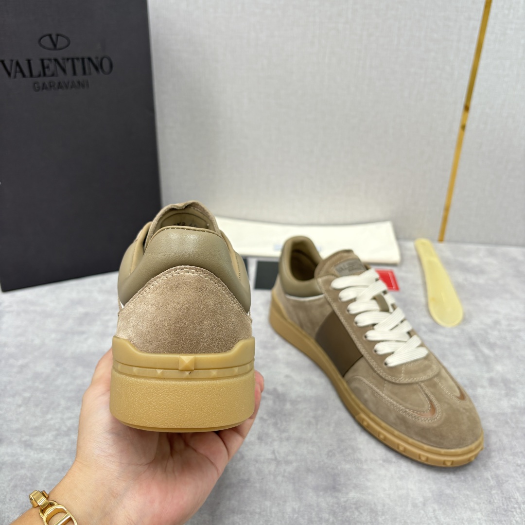💋💍VT新品 VALENTIN* Garavan* 华伦～ 低帮运动鞋板鞋系列 鞋面采用高品质的绒面革和