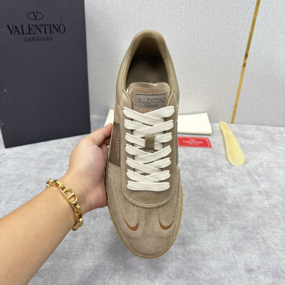 💋💍VT新品 VALENTIN* Garavan* 华伦～ 低帮运动鞋板鞋系列 鞋面采用高品质的绒面革和