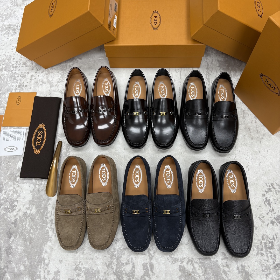 💋💍TOD*S 托德-斯 新品乐福鞋系列 经典与质感的融合 TOD*S 作为意大利奢华皮具与鞋履品牌，其