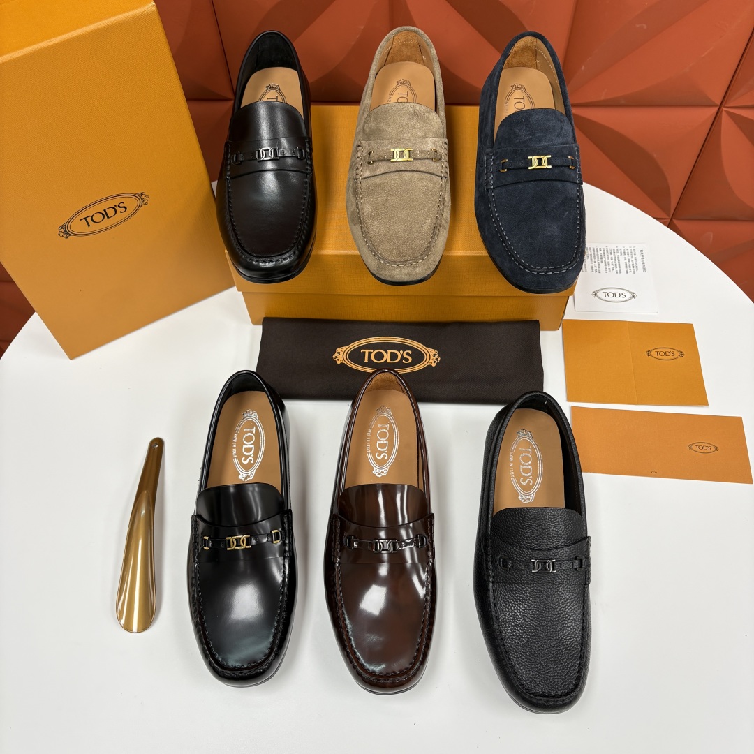 💋💍TOD*S 托德-斯 新品乐福鞋系列 经典与质感的融合 TOD*S 作为意大利奢华皮具与鞋履品牌，其