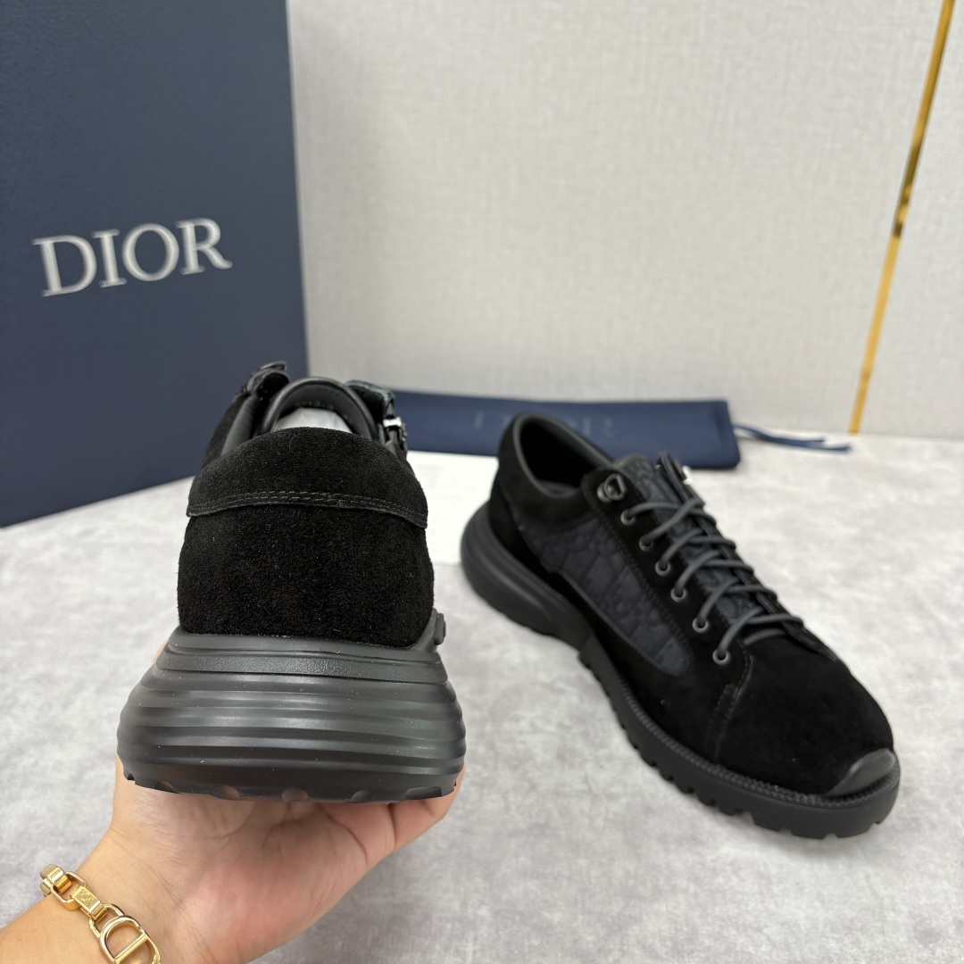 💋💍CD家新品 迪-奥 Dio* Combat 德比鞋 官方 9,400 这款休闲鞋呈现时尚设计与运动元